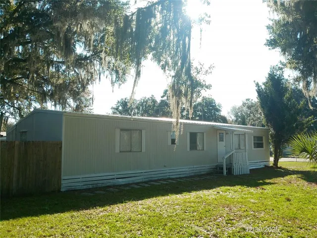 $1,700 | 2115 Bailey Road, Mulberry, FL 33860