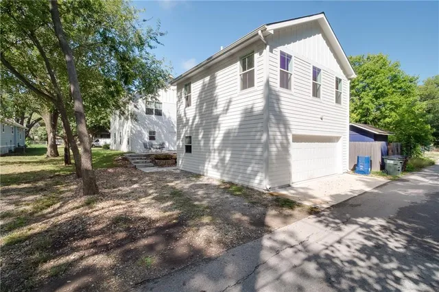 $535,000 | 1320 Pennsylvania Street, Lawrence, KS 66044