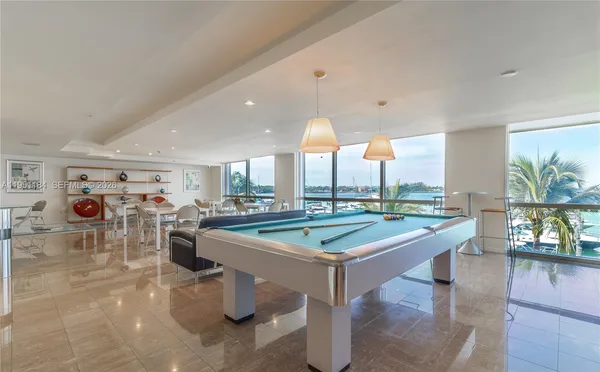 a view of entryway with a front door