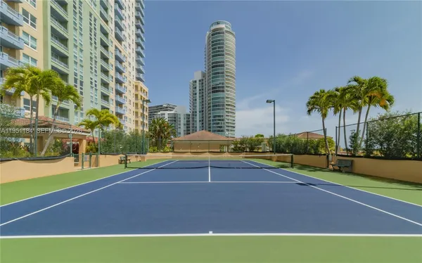 $1,187,000 | 90 Alton Road, Unit TH1, Miami Beach, FL 33139