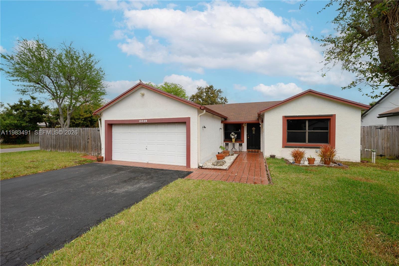 13329 Southwest 113th Place Miami, FL 33176 - Photo 6 of 43