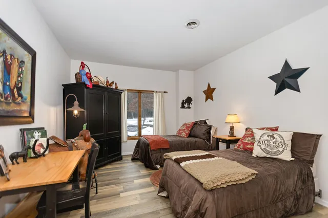 $569,000 | W4838 28th Street, Necedah, WI 54646