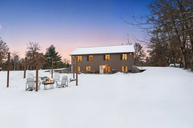 $569,000 | W4838 28th Street, Necedah, WI 54646