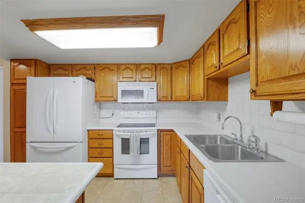 $249,000 | 14001 East Marina Drive, Unit 607, Aurora, CO 80014