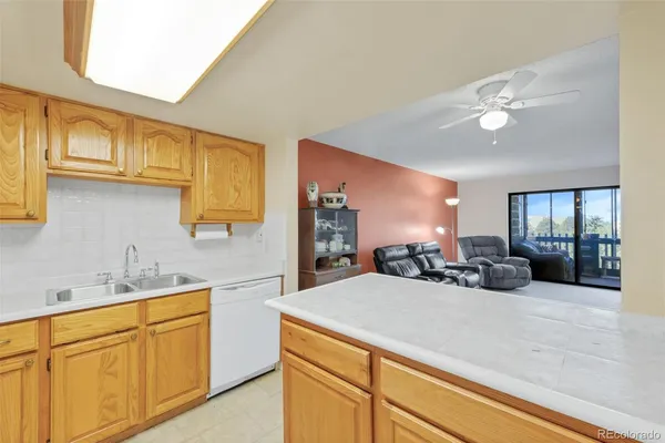 $249,000 | 14001 East Marina Drive, Unit 607, Aurora, CO 80014