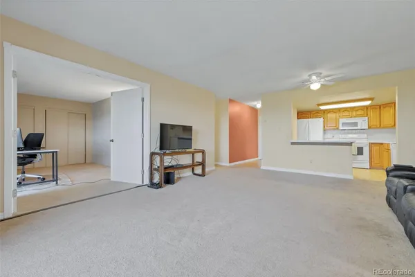 $249,000 | 14001 East Marina Drive, Unit 607, Aurora, CO 80014