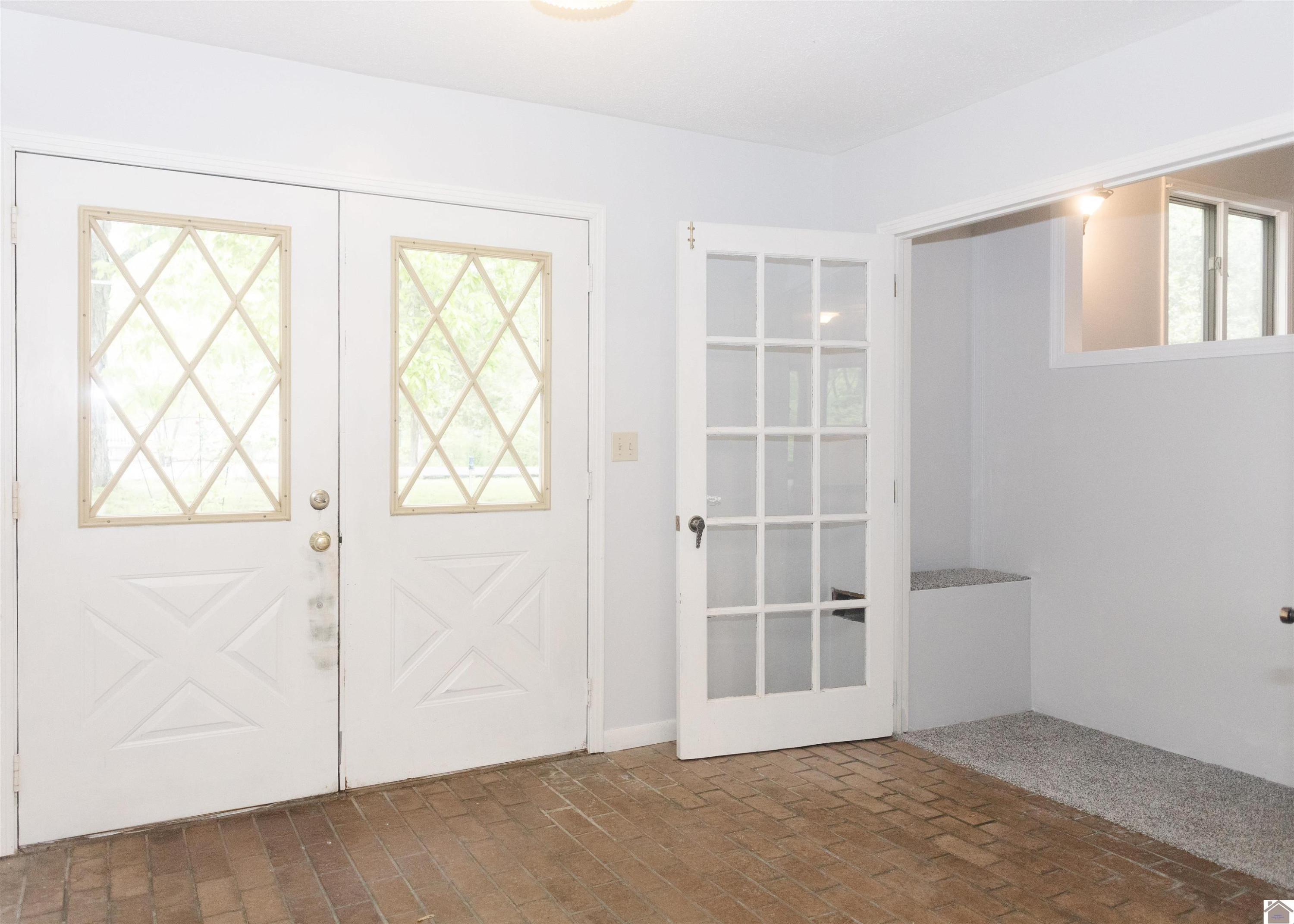 427 Cross Spann Road Murray, KY 42071 - Photo 5 of 35 Foyer