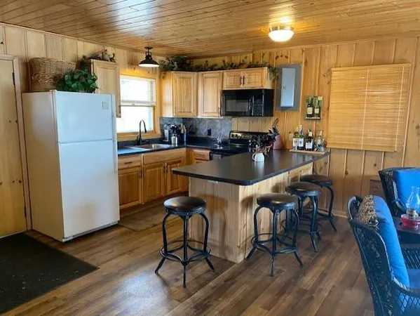 $269,900 | 50405 County Road 193, Deer River, MN 56636