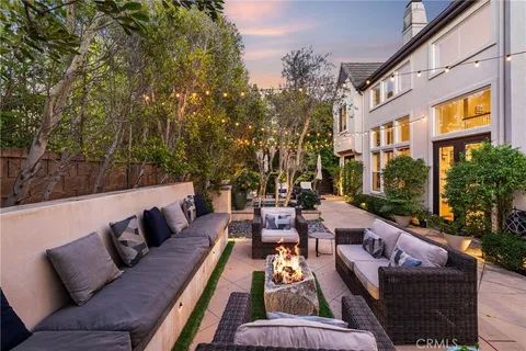 $4,450,000 | 9 Winthrop, Newport Beach, CA 92660