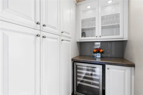 $4,450,000 | 9 Winthrop, Newport Beach, CA 92660