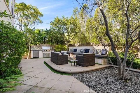 $4,450,000 | 9 Winthrop, Newport Beach, CA 92660