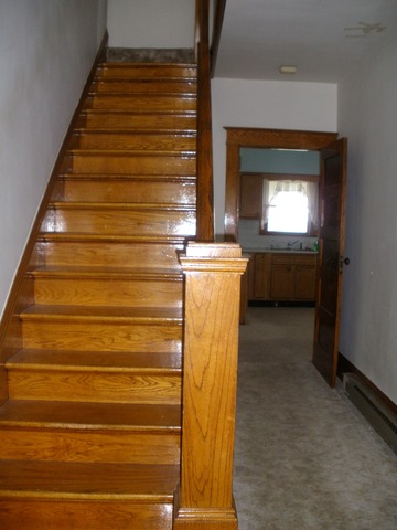 4794 East 5th Road Mendota, IL 61342 - Photo 4 of 10 a view of entryway with a front door
