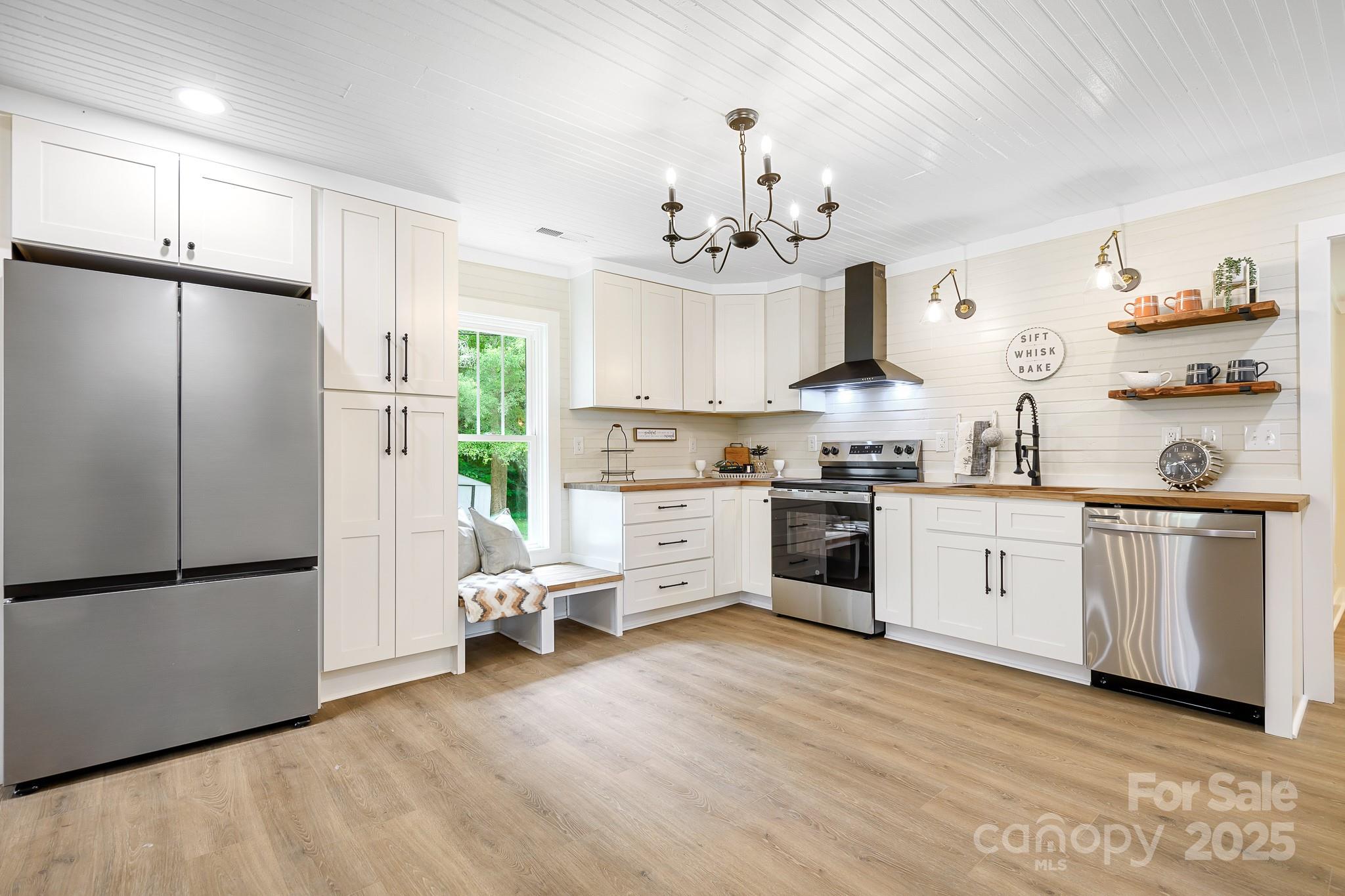 271 Fairmount Road Statesville, NC 28625 - Photo 3 of 29 Gallery Image 3