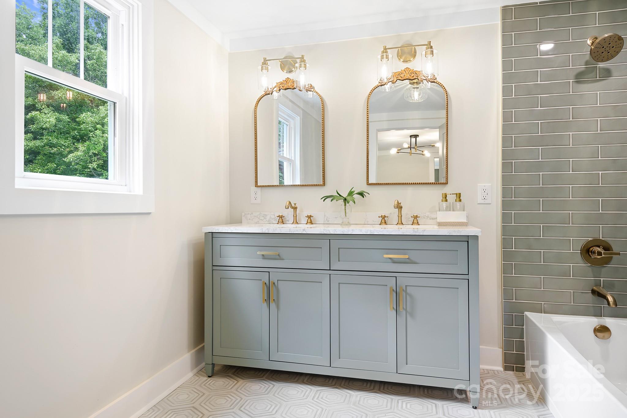 271 Fairmount Road Statesville, NC 28625 - Photo 7 of 29 Gallery Image 7