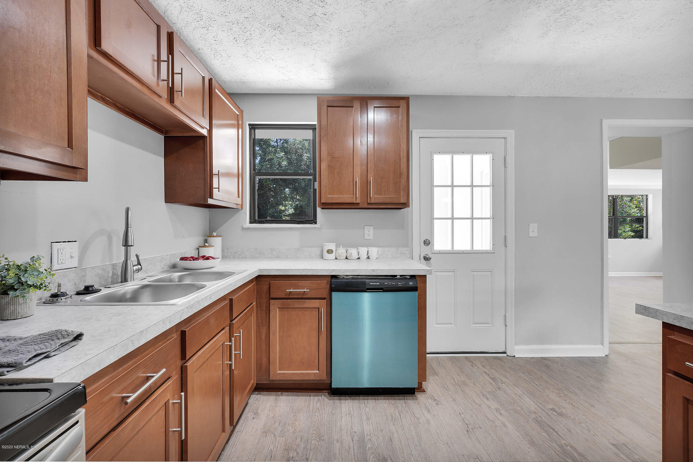 1939 Layton Road Jacksonville, FL 32211 - Photo 14 of 29 014-1939LaytonRd-Jacksonville-FL-32211-s