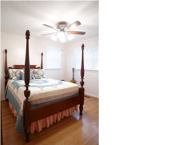 7812 Bluebonnet Road Louisville, KY 40258 - Photo 8 of 13 Additional Photo