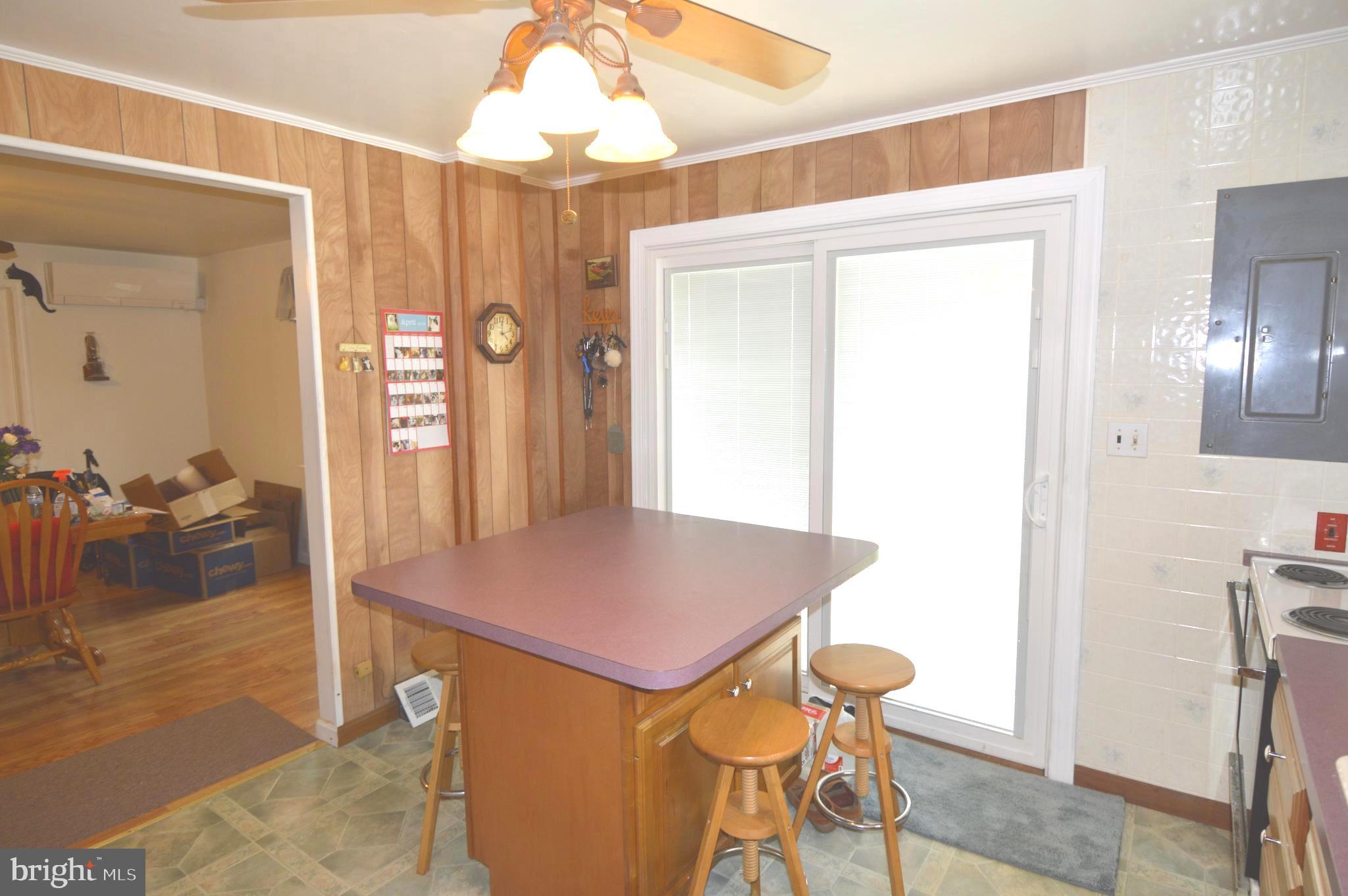 7515 Old Battle Grove Road Baltimore, MD 21222 - Photo 9 of 28 Kitchen