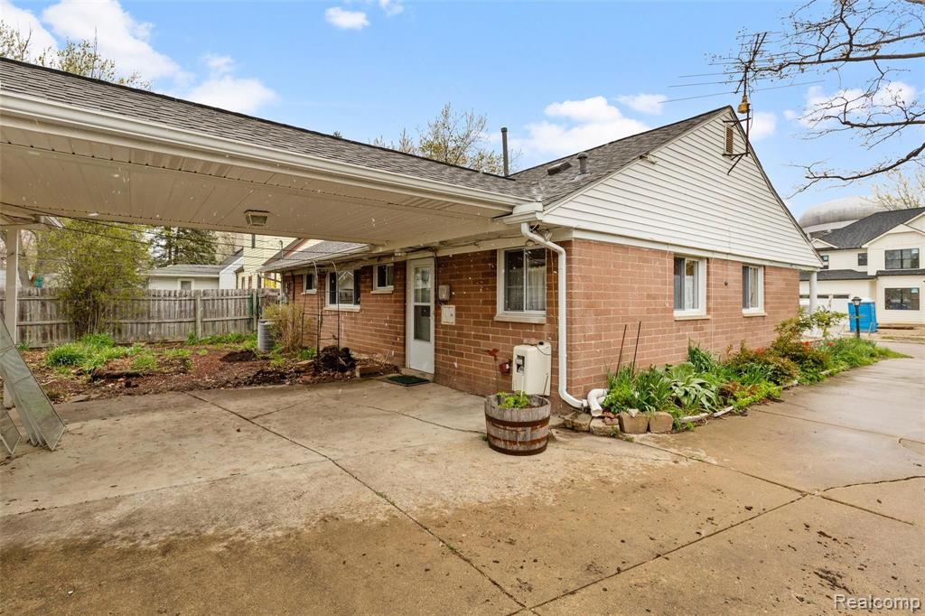 3009 Harvard Road Royal Oak, MI 48073 - Photo 15 of 19