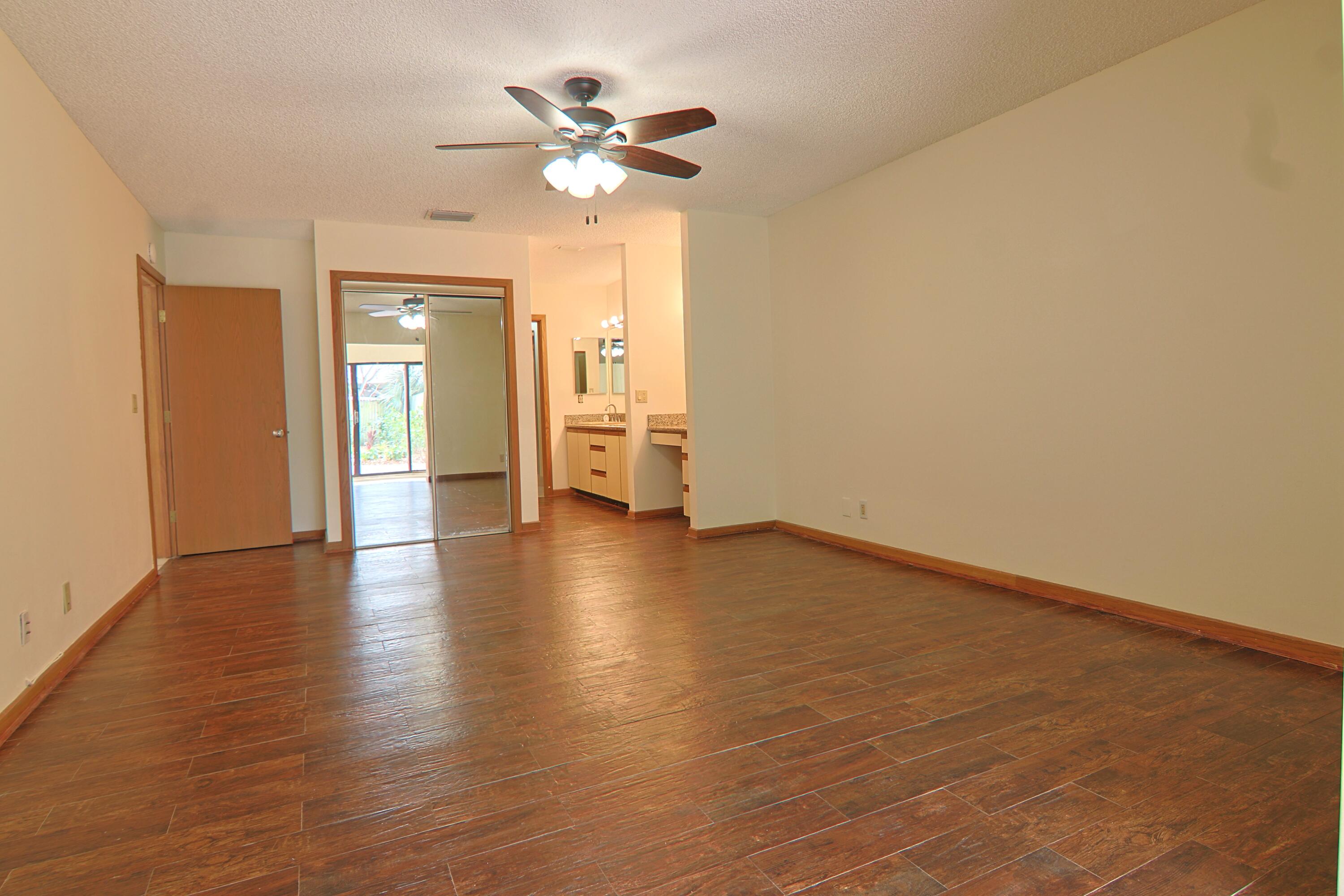 620 Hastings Street Boca Raton, FL 33487 - Photo 14 of 30 IMG_4814