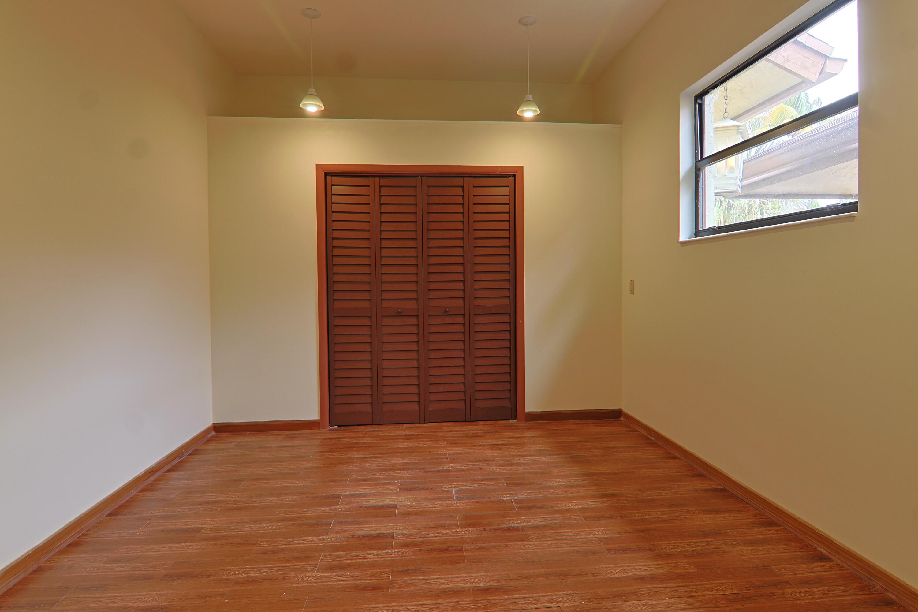 620 Hastings Street Boca Raton, FL 33487 - Photo 10 of 30 IMG_4807