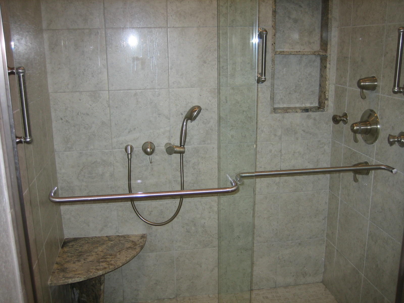 5189 Brookview Drive Boynton Beach, FL 33437 - Photo 37 of 57 2nd bath