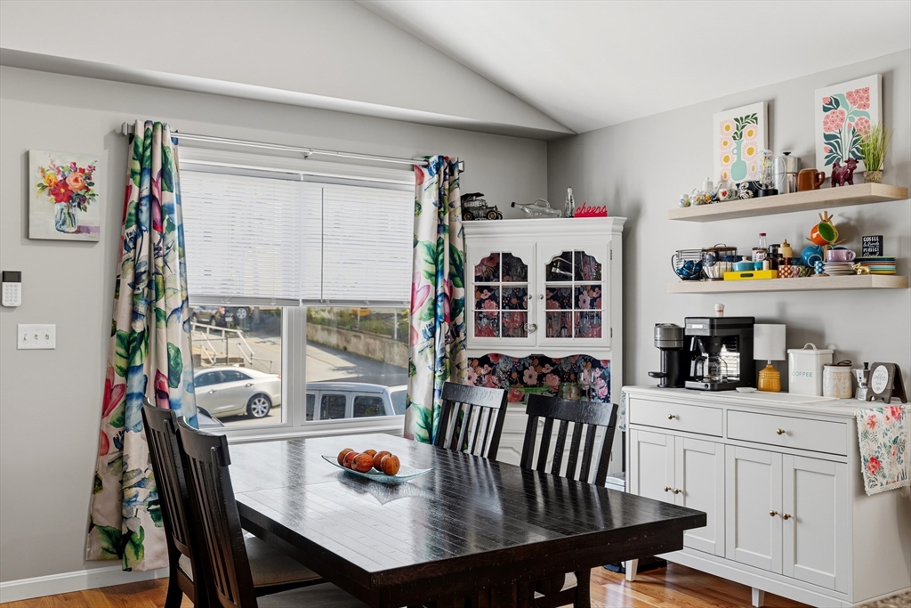 357 County Street Fall River, MA 02723 - Photo 11 of 33
