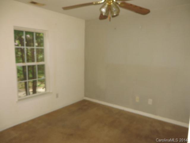 4195 Mt Beulah Road Maiden, NC 28650 - Photo 7 of 8