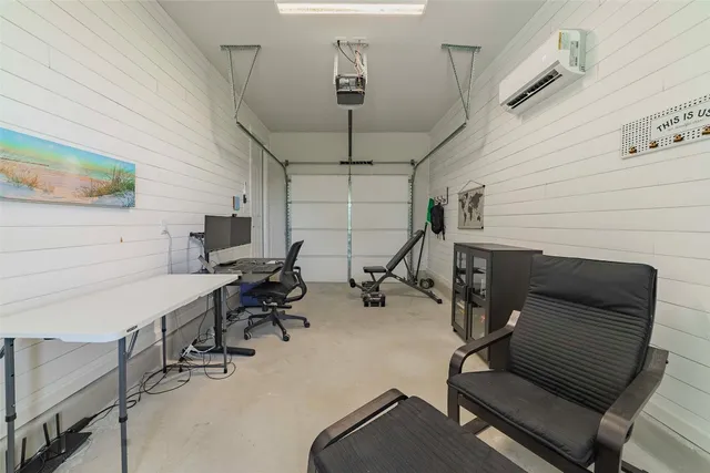 $3,600 | 104 Lazy Oak Place, Spicewood, TX 78669