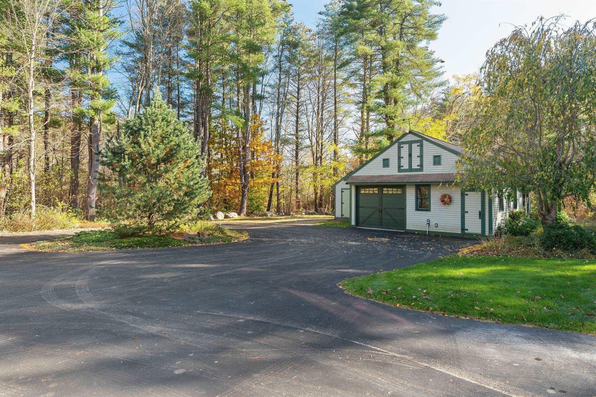 25 N Road Kensington, NH 03833 - Photo 32 of 38