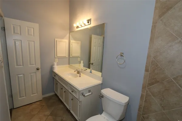 $2,395 | 11031 Anilu Drive, Richmond, TX 77406