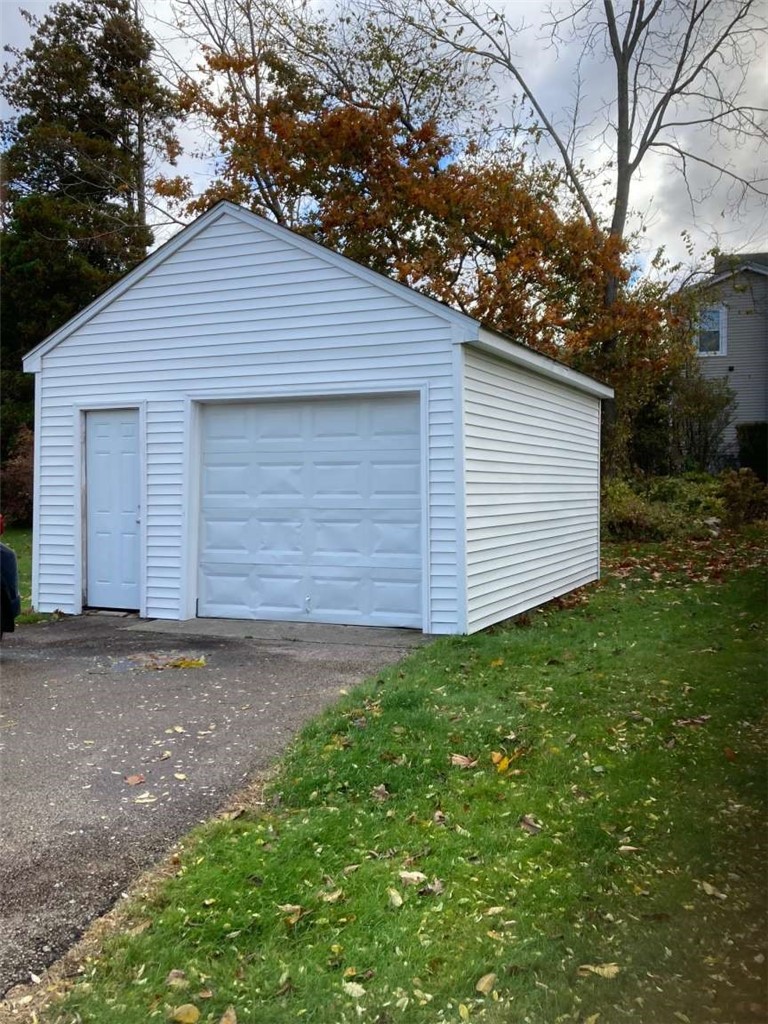 24 George Street Westerly, RI 02891 - Photo 6 of 25