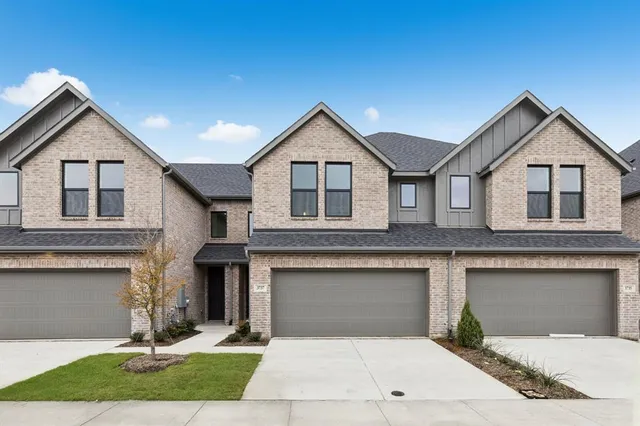 $364,990 | 3737 Pierce Lane, Grand Prairie, TX 75052