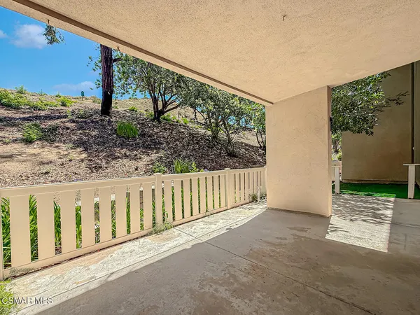 $499,900 | 224 Oak Leaf Drive, Unit 105, Thousand Oaks, CA 91360