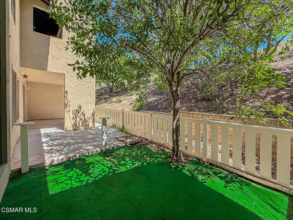 $499,900 | 224 Oak Leaf Drive, Unit 105, Thousand Oaks, CA 91360