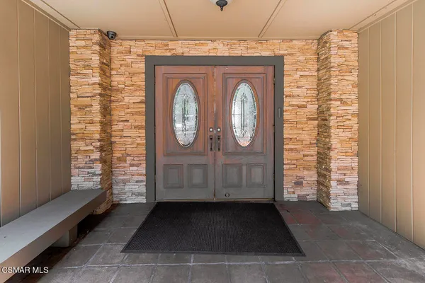 $499,900 | 224 Oak Leaf Drive, Unit 105, Thousand Oaks, CA 91360
