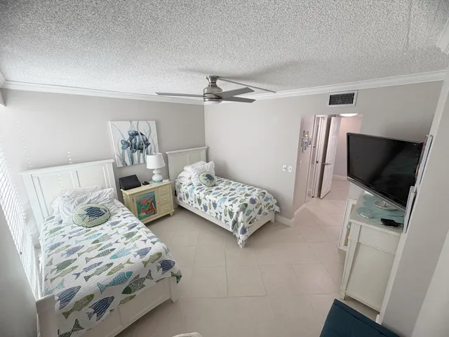 $2,500 | 3492 Northeast Causeway Boulevard, Unit 101, Jensen Beach, FL 34957