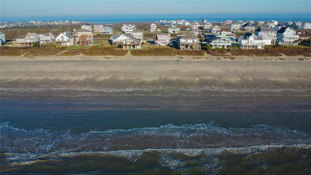 $1,185,000 | 21239 Gulf Drive, Galveston, TX 77554