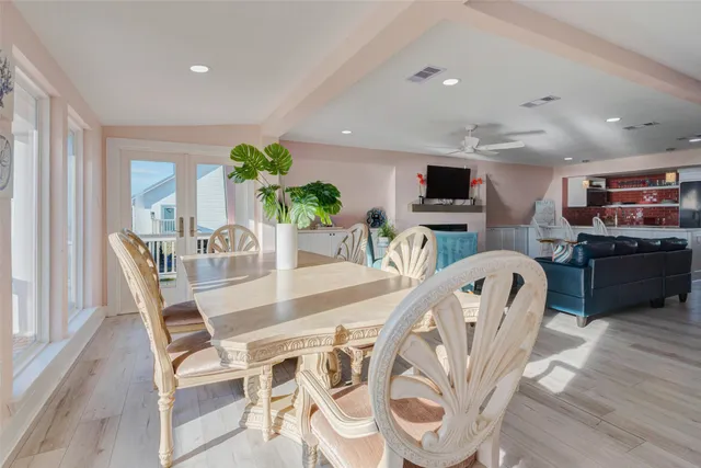 $1,185,000 | 21239 Gulf Drive, Galveston, TX 77554