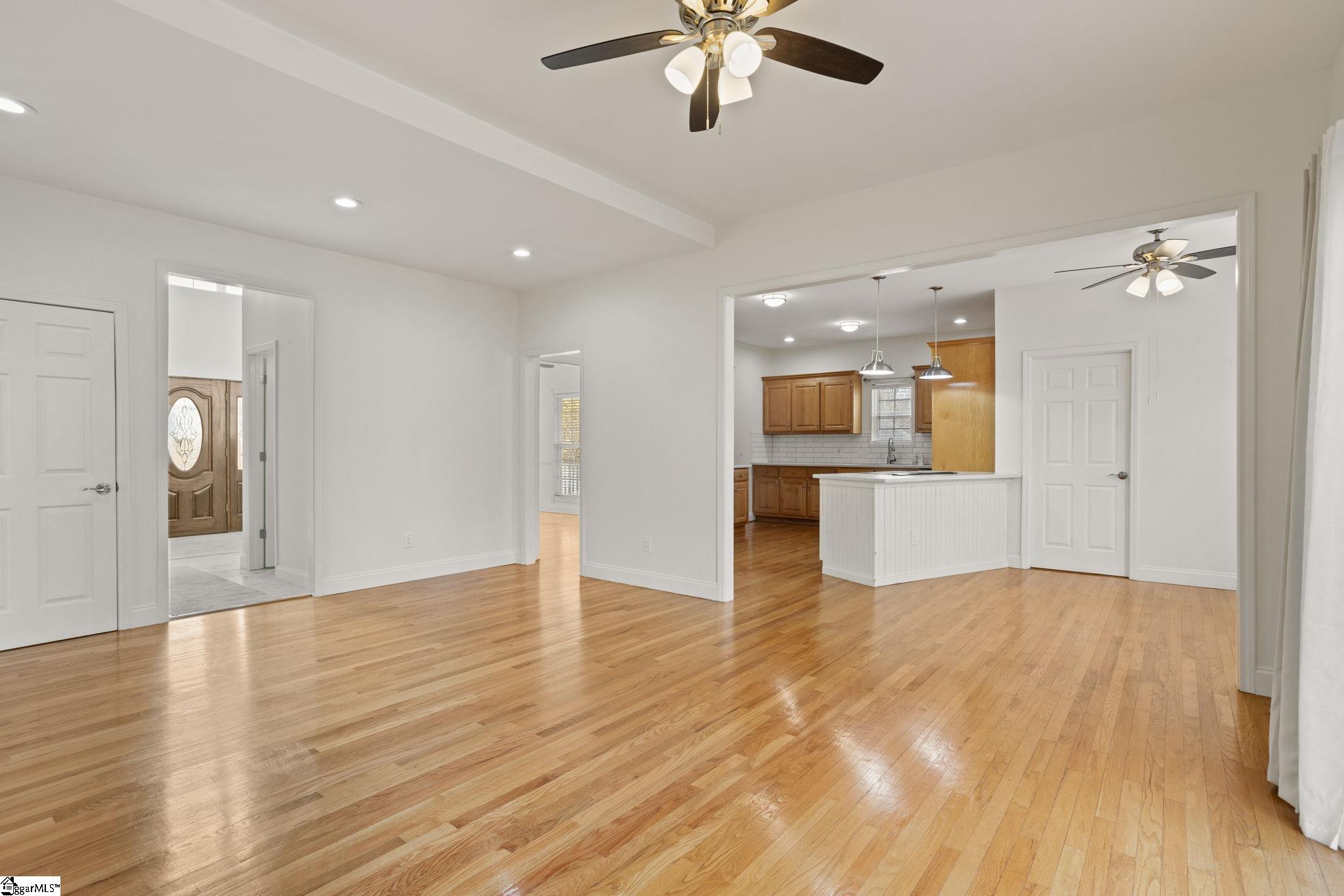 401 Woodson Road Piedmont, SC 29673 - Photo 7 of 46 Gallery Image 7