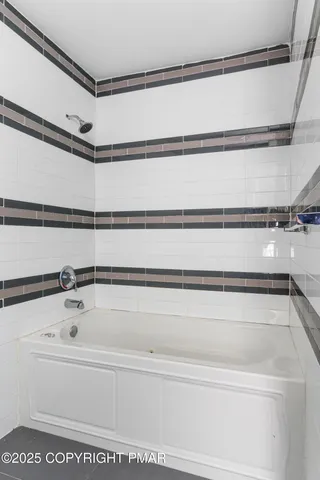 $135,000 | 312 West Ridge Street, Lansford, PA 18232