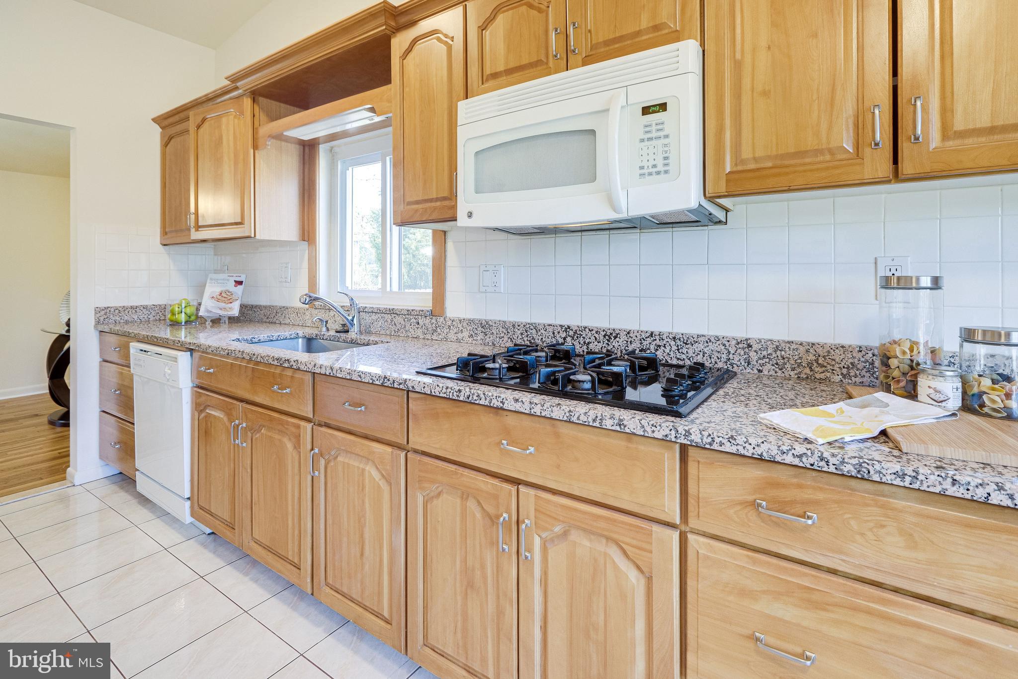 129 Claybrook Drive Silver Spring, MD 20902 - Photo 11 of 36