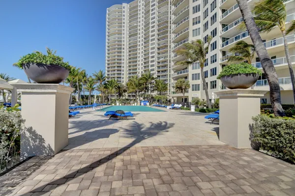 $4,250,000 | 2700 North Ocean Drive, Unit 1401A, Riviera Beach, FL 33404
