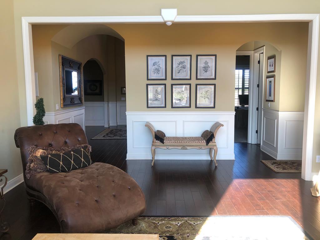 1195 County Line Road Dothan, AL 36305 - Photo 9 of 54 Living Room