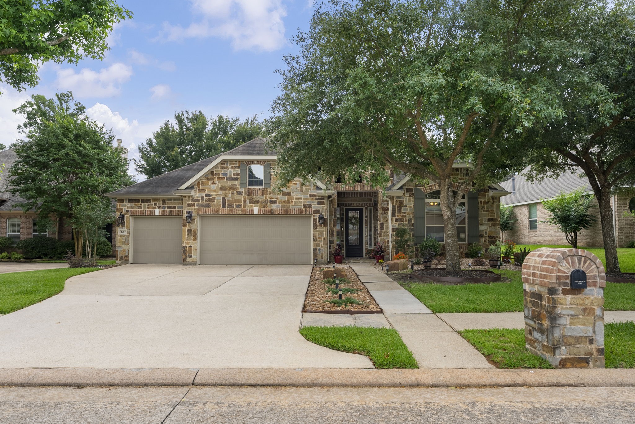 4787 Jackson Square Drive Conroe, TX 77304 - Photo 1 of 35 With this exceptional property, space and functionality meet in perfect harmony. The star of the show? An oversized 3-car garage that goes far beyond the ordinary. Whether you're an avid car enthusiast, a boat lover, or someone who’s been dreaming of a dedicated spot for your golf cart or workshop tools, this garage has you covered—and then some.