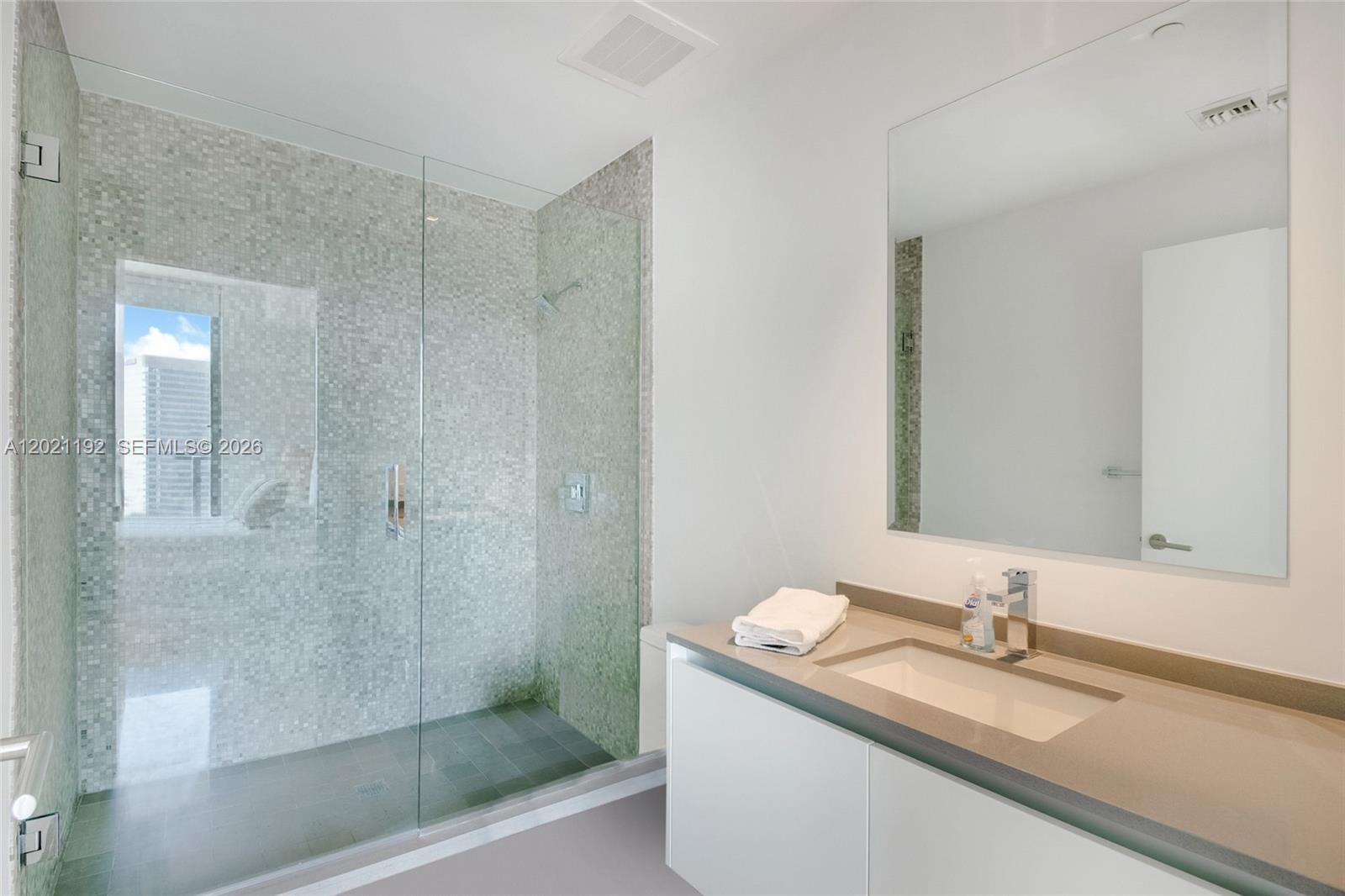 88 Southwest 7th Street, Unit 1905 Miami, FL 33130 - Photo 6 of 16