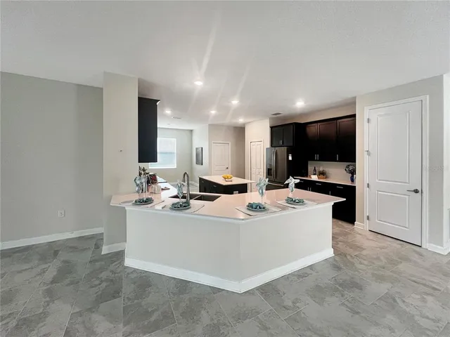 $2,700 | 2155 Camden Loop, Davenport, FL 33837