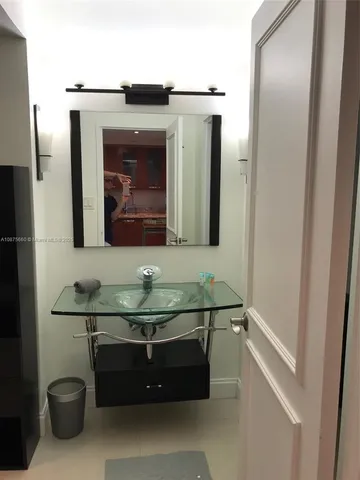 $3,500 | 100 Lincoln Road, Unit 1226, Miami Beach, FL 33139