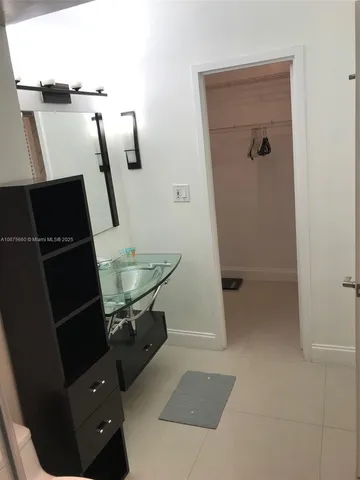 $3,500 | 100 Lincoln Road, Unit 1226, Miami Beach, FL 33139