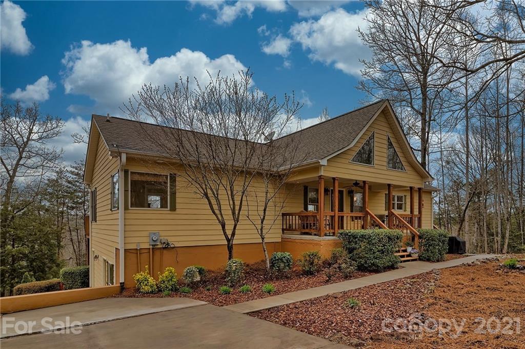 440 Narrow Gauge Road Dallas, NC 28034 - Photo 4 of 28 Gallery Image 4