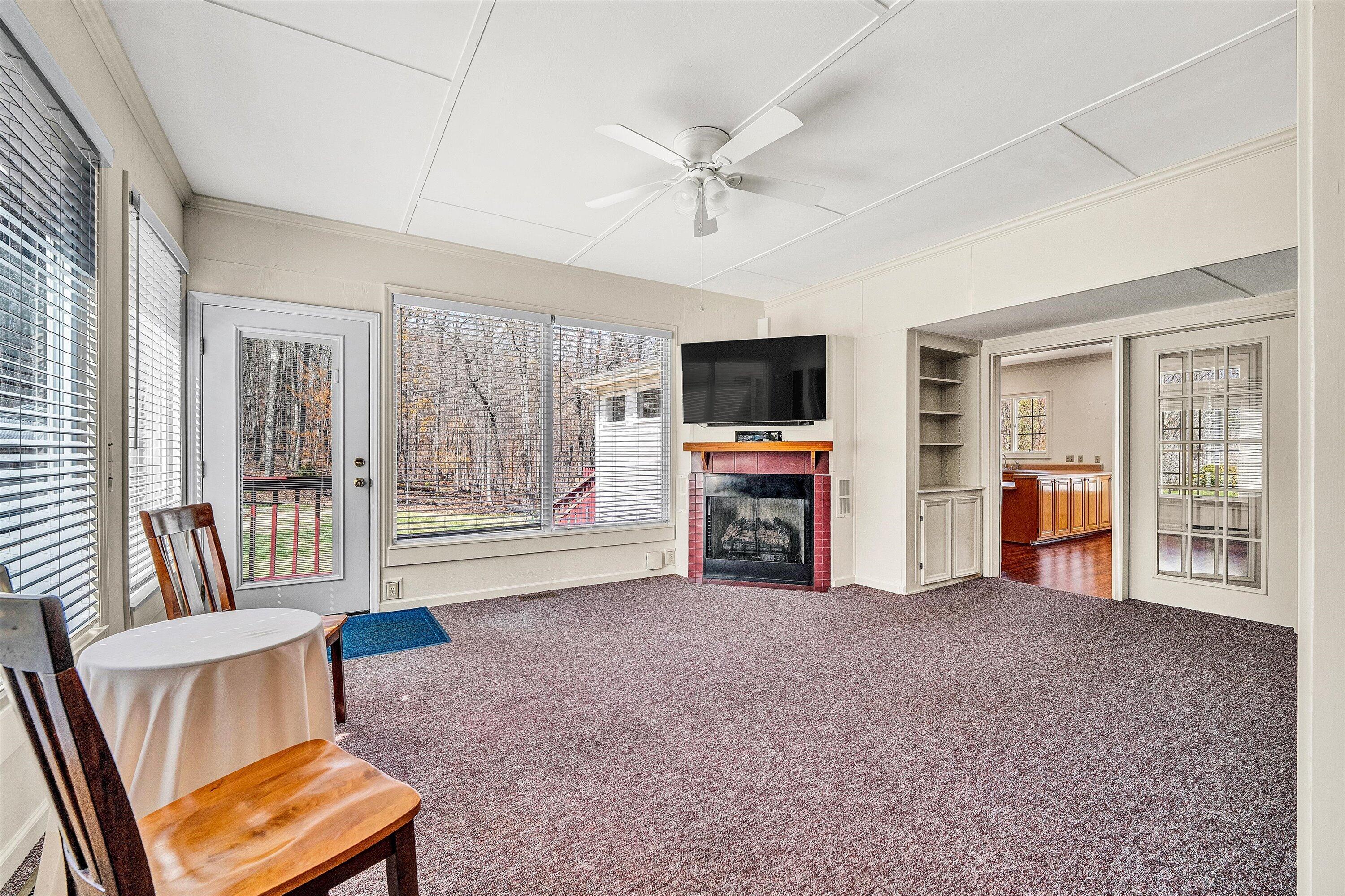 610 Murphy Road Collinsville, VA 24078 - Photo 20 of 44 20-Family Room Beautiful Views Outside